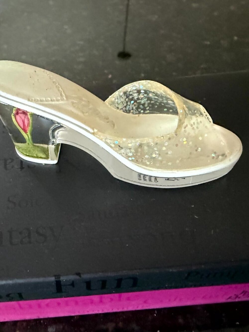 Just the Right Shoe Crocus 25081 Clear Glitter Lucite Floral Wedge Figurine